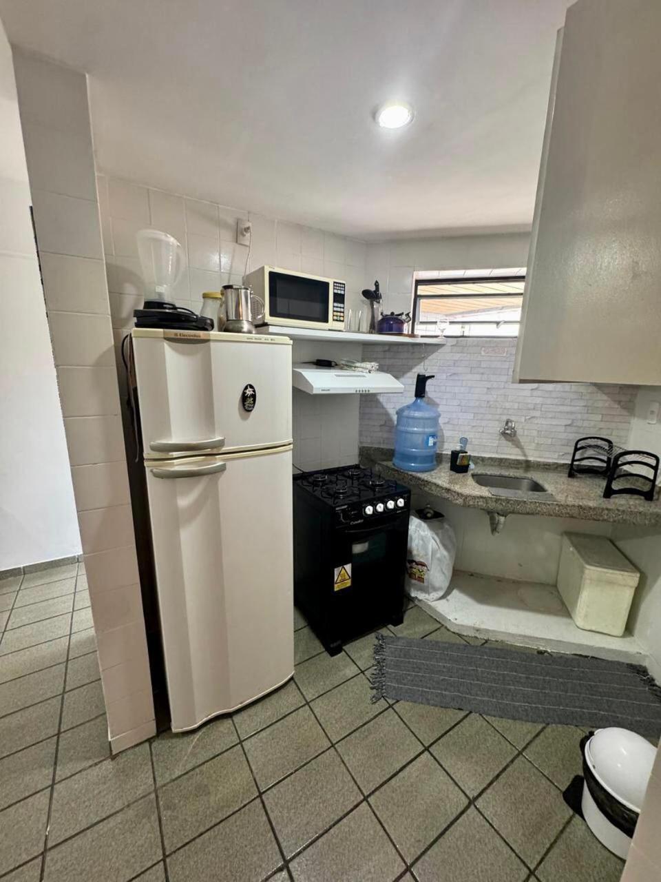 Apartment De Ponta Em Frente Ao Tropico Com Manobrista - Apto 208 *